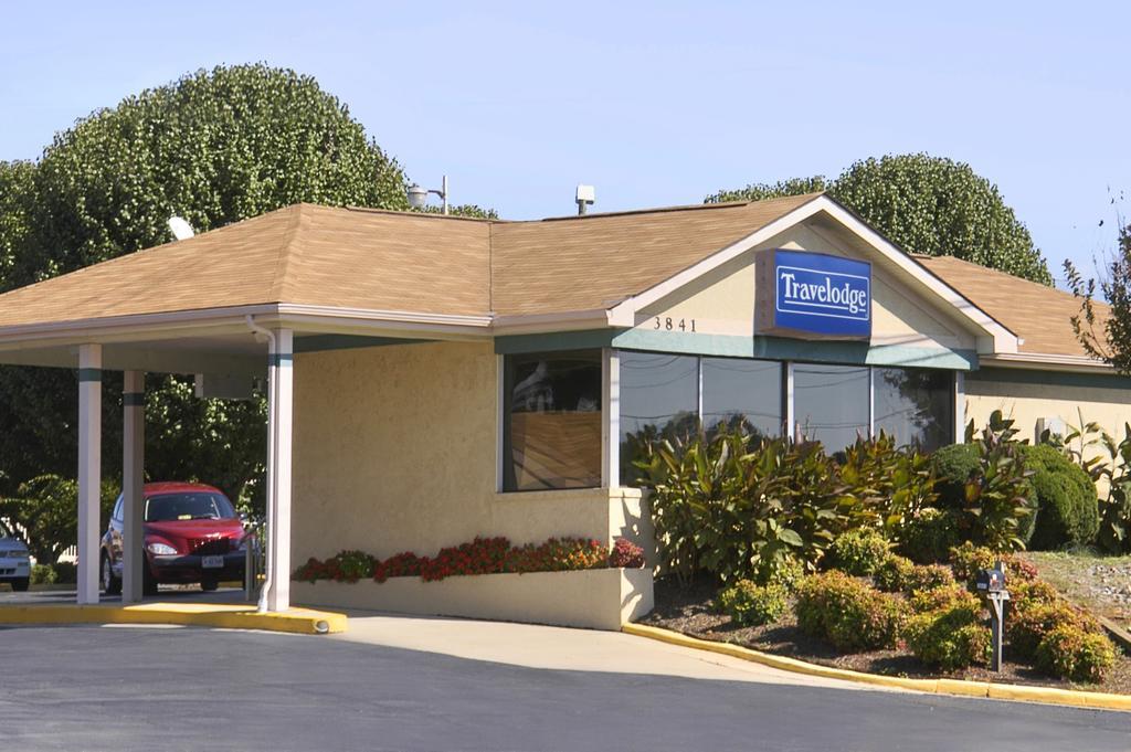 Travelodge By Wyndham Ridgeway Martinsville Area Dış mekan fotoğraf