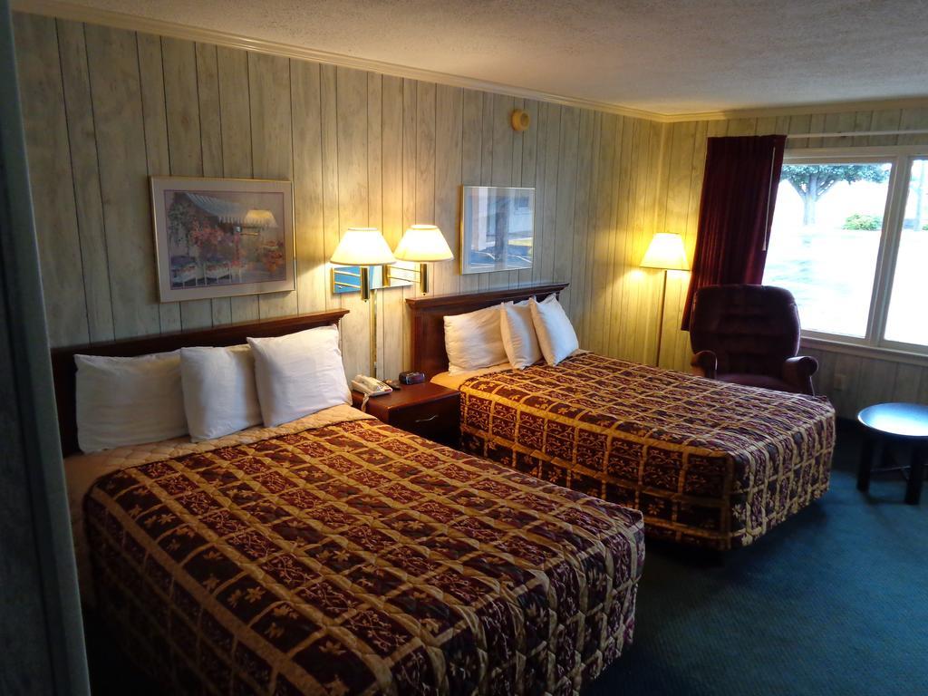 Travelodge By Wyndham Ridgeway Martinsville Area Oda fotoğraf